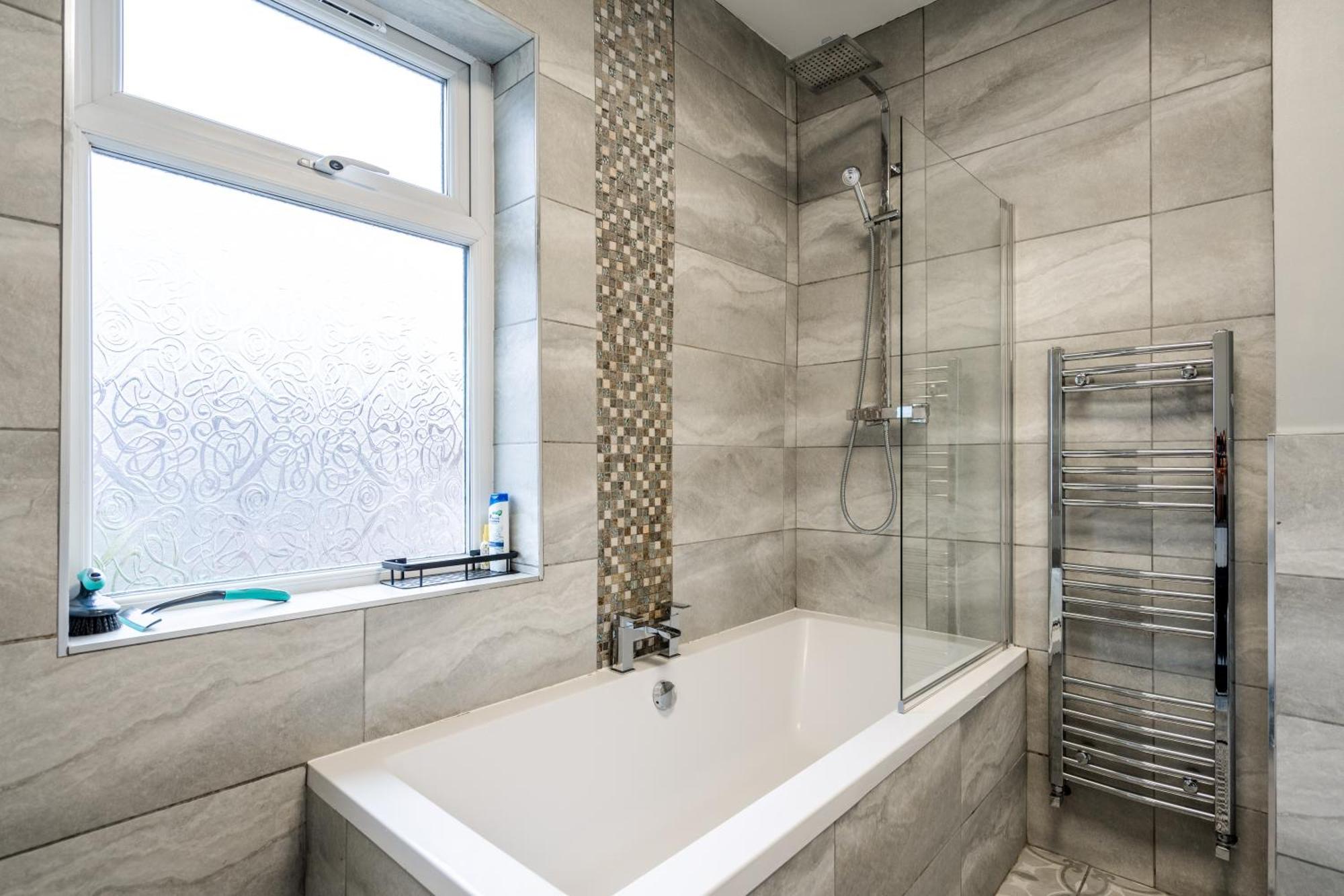 Modern & Spacious - Pool Table - Free Parking - Sleeps 10 Manchester Exterior photo